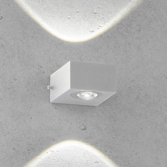 LED-utomhusvägglampa Helsinki, silver
