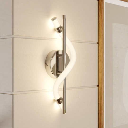 Lucande Curla LED-vägglampa i krom
