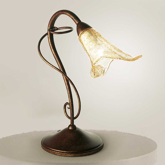 Kronbladsformad bordslampa Riccardo