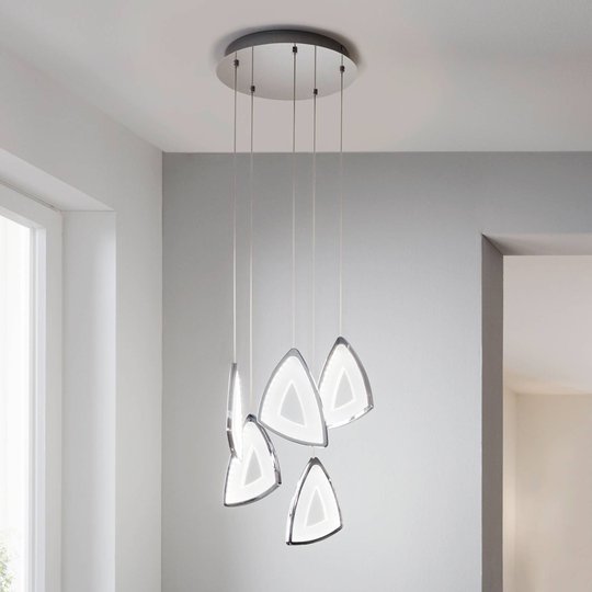 Futuristiskt utformad LED-taklampa Amonde