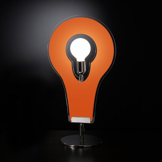Orange, tilltalande bordslampa Flat 60