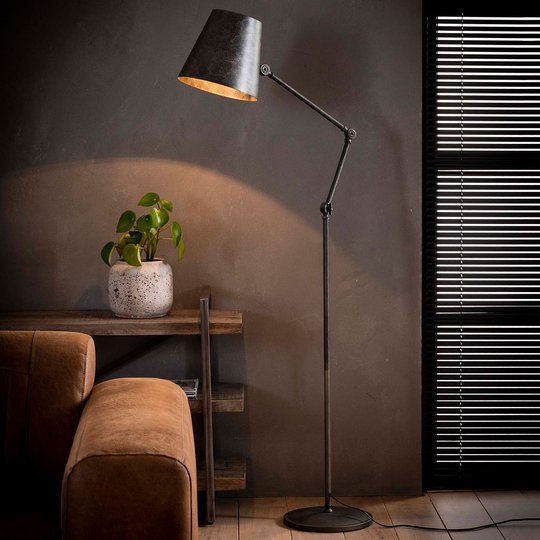 Golvlampa Arretona i antracit
