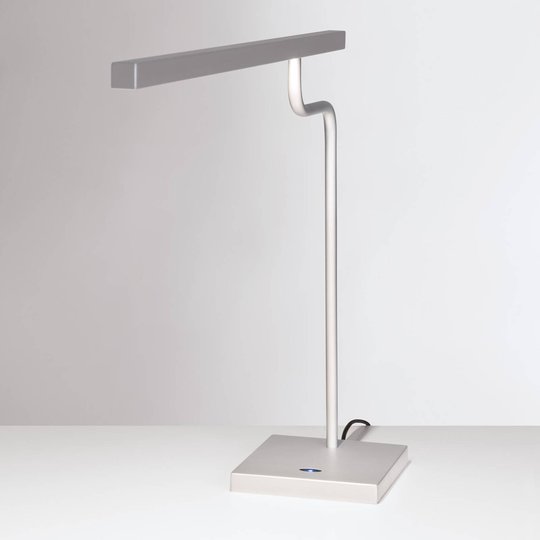 Silvergrå LED-skrivbordslampa MicroStick