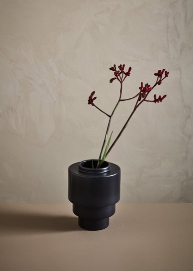 AKKA - Ceramic Pot black matt