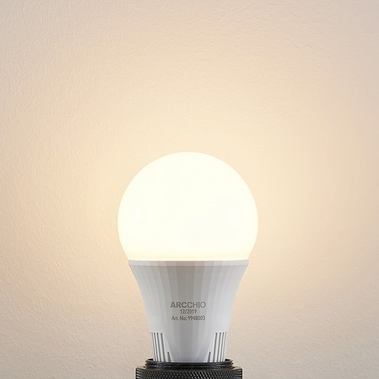 LED-lampa E27 A66 15 W vit 2 700 K