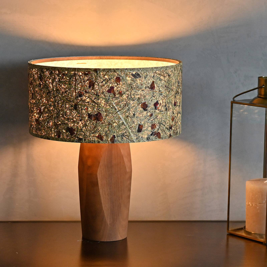 LeuchtNatur Pura LED-bordslampa nötträ/rosor
