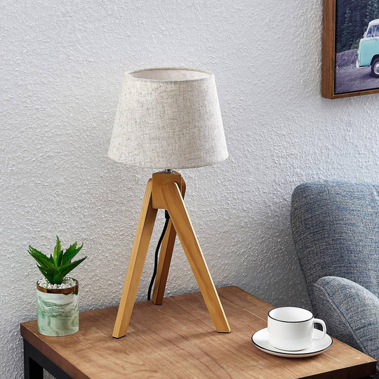 Lindby Delara tripodbordslampa med tygskärm
