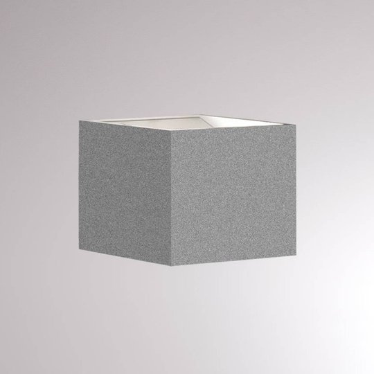 LOUM Foro LED-vägglampa 2 700 K bredd 7 cm silver