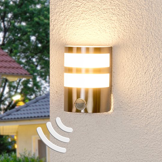 LED-utomhusvägglampa Lucja med rörelsesensor