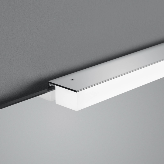 Helestra Onta LED-spegellampa, 120 cm