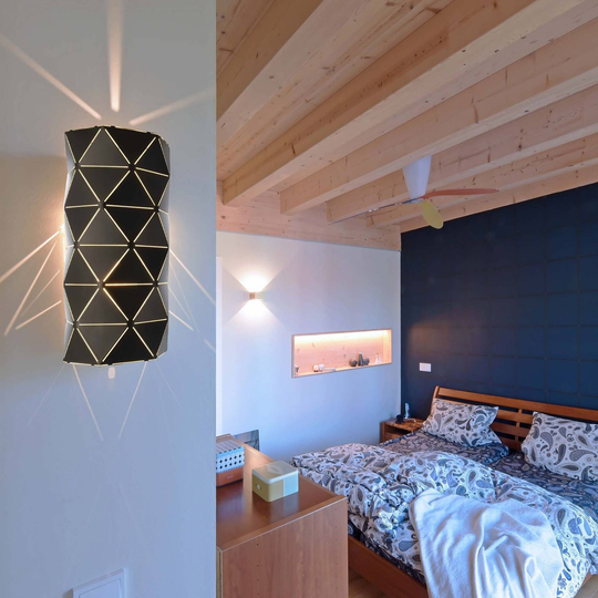 Vägglampa Asterope, svart