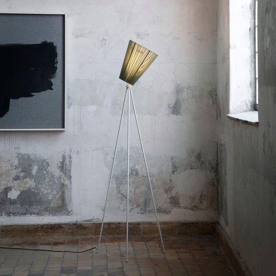 Northern Oslo Wood golvlampa ljusgrå/olivgrön