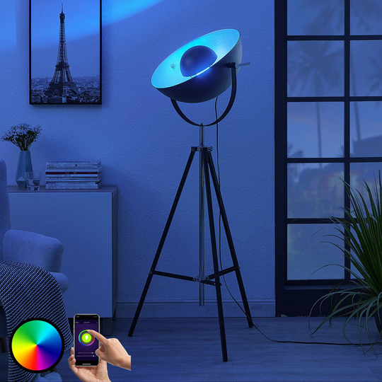 Lindby Smart trebent LED-golvlampa Muriel, silver
