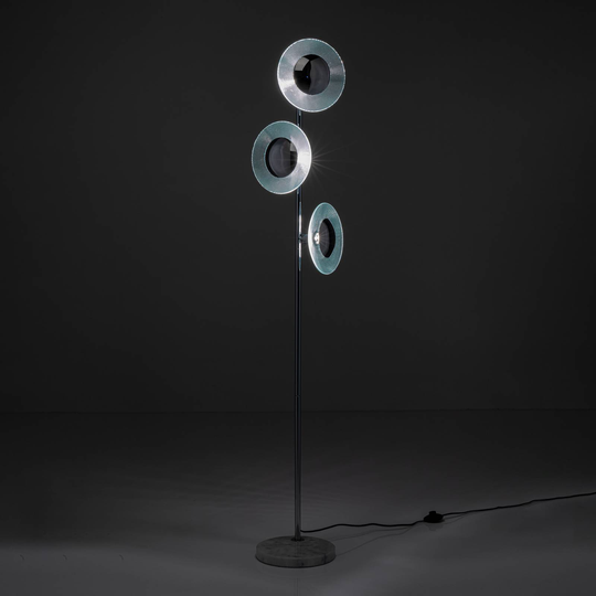 Kare Ufo Tre golvlampa, 3 lampor, silver