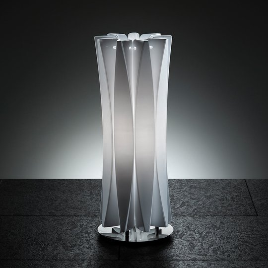 Smakfull bordslampa BACH, höjd 42 cm, vit