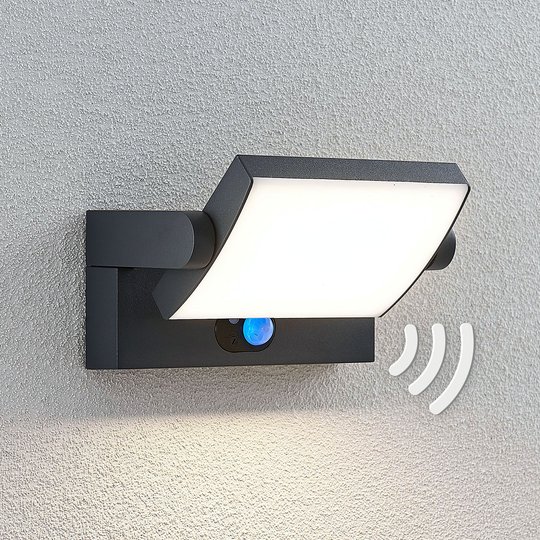 LED-solcellsutomhusvägglampa Sherin med sensor
