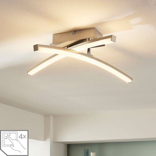 LED-taklampa Laurenzia, dimbar i 4 steg