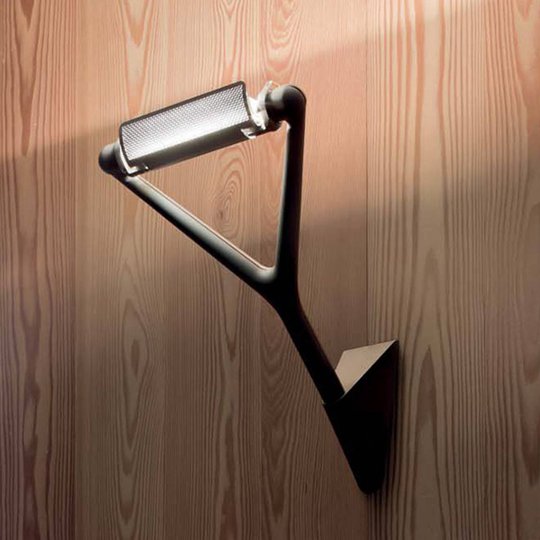 Extravagant vägglampa Lola i svart