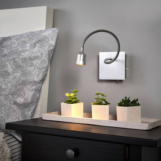 Funktionell LED-vägglampa Lovi med flexarm