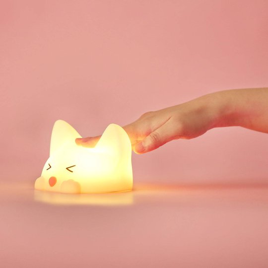 Batteri LED-nattlampa Catty Cat, 7 färger + ljud