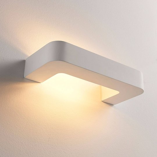 Bygelformad LED-vägglampa Julika, vitt gips