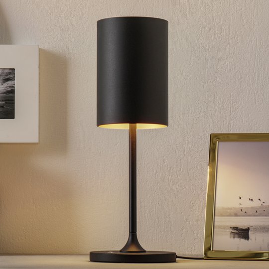 LOUM Pokula LED-bordslampa svart/guld