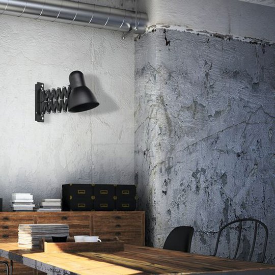 Vägglampa Harmony med saxarm, svart