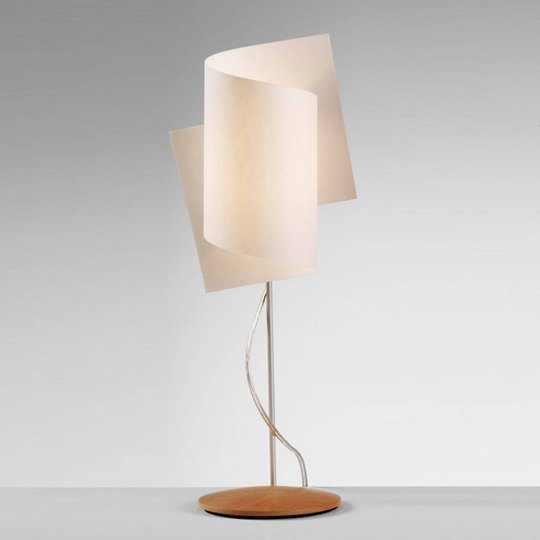 Intressant bordslampa Loop kärnbok