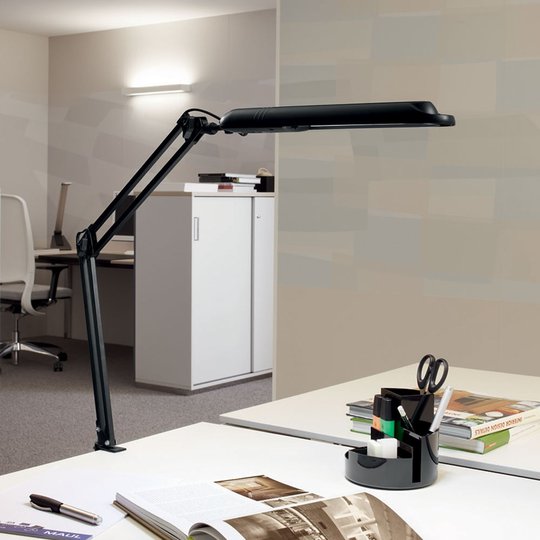 LED-bordslampa Atlantic med klämfot, svart