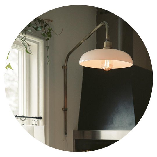 Hängande vägglampa Arm mässing glas