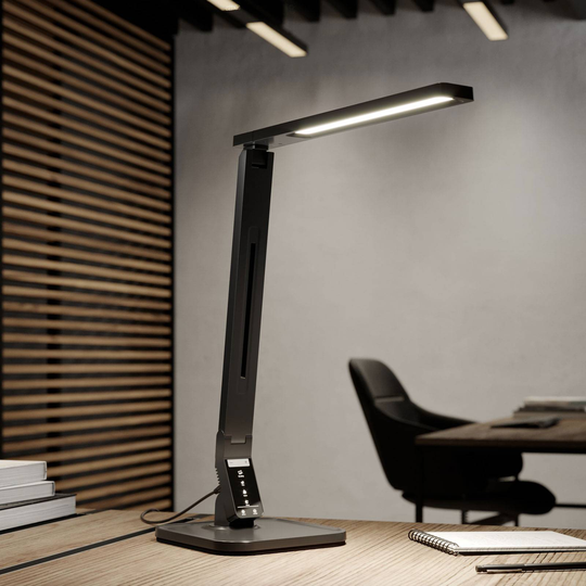 Arcchio Liano LED-skrivbordslampa, svart