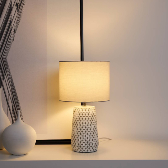 Pauleen Pretty Purity bordslampa med betongfot