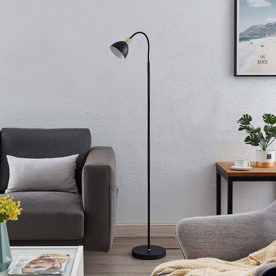 Lindby Genora golvlampa i svart, 1 lampa