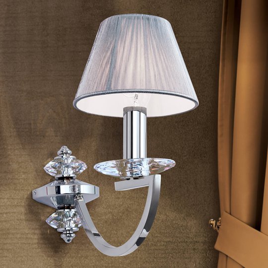 Vägglampa Avala med kristallapplikationer