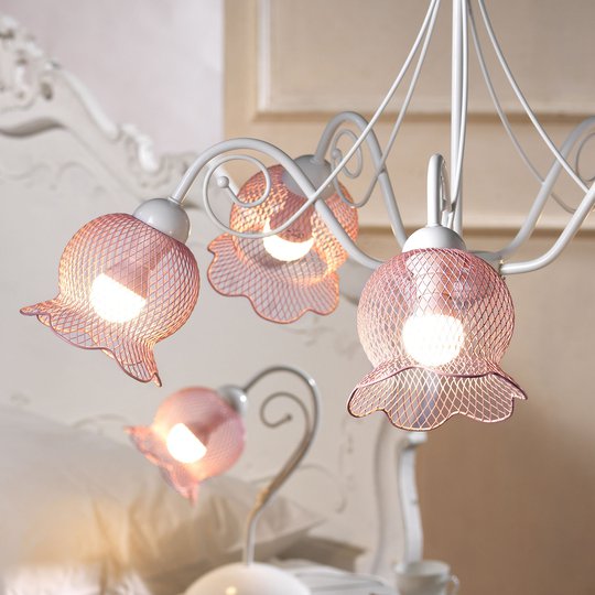 Hänglampa Mia med fem nätskärmar i rosa