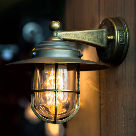 Utomhusvägglampa Labenne av brons