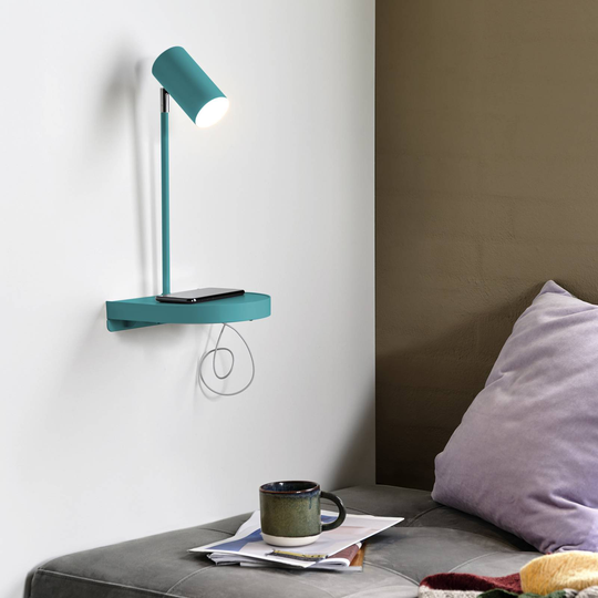 Vägglampa Cody, med hylla och USB-port, grön