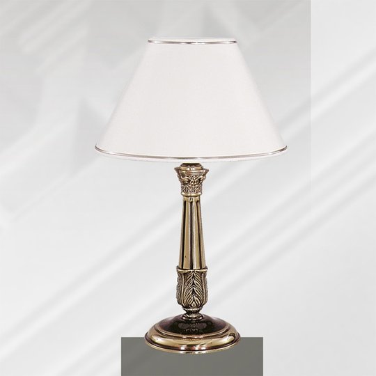 Bordslampa ur kollektionen HOLANDESAS