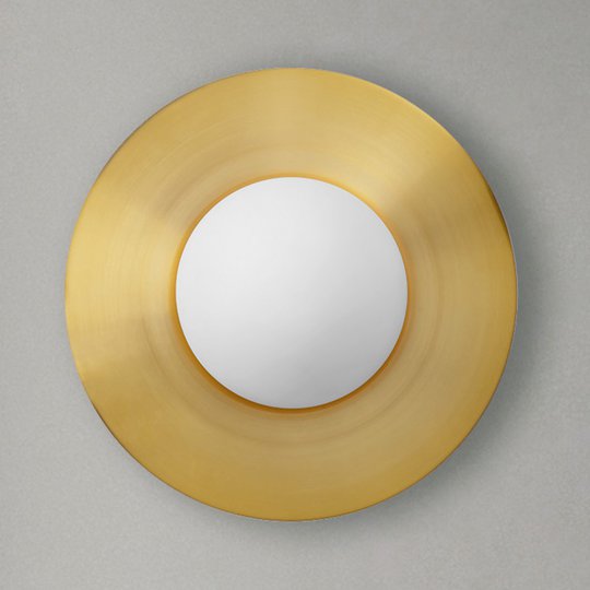 Vägglampa Hat av glas med mässingstallrik