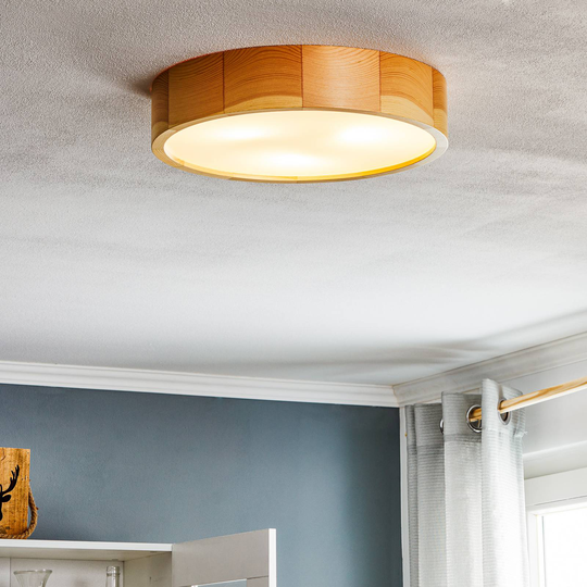 Taklampa Cleo av trä med diffusor, Ø 37,5 cm