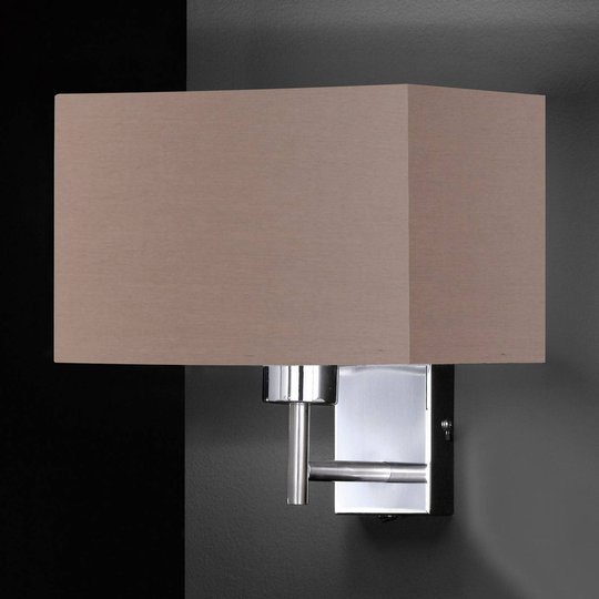 Kempten - en modern vägglampa