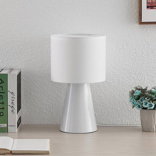 Lindby Erantie bordslampa helt i vitt