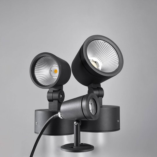 Utomhus LED-spot Colt, varmvit, 1 090 lumen