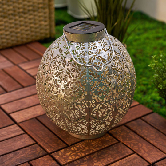 Pauleen Sunshine Aura LED-solcellslykta i silver