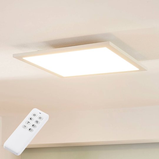 Dimbar LED-taklampa Lysander m fjärrkontroll
