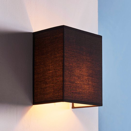 Svart tygvägglampa Annalisa, kantig form