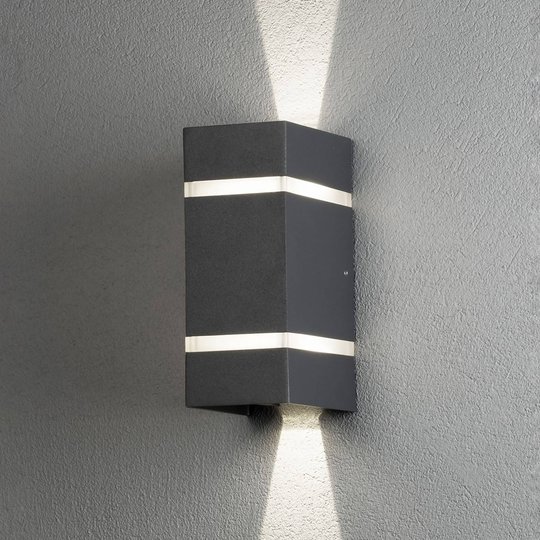 Utomhusvägglampa Cremona effektremsor höjd 19,5 cm