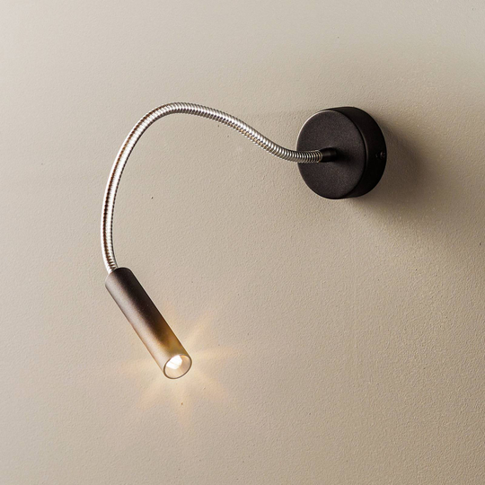 Vägglampa Flexa med flexarm, svart