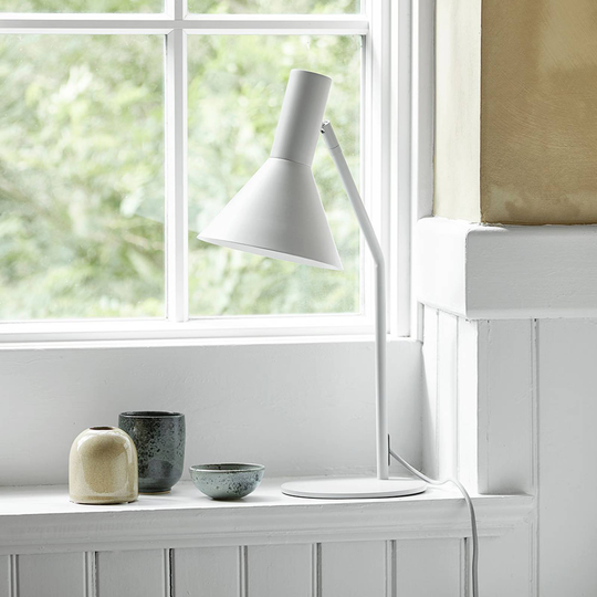 FRANDSEN Lyss bordslampa, ljusgrå matt