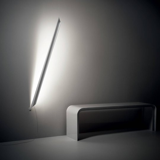 Knikerboker Schegge LED-vägglampa, vit